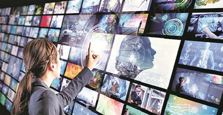 media-entertainment-1-ovz1u1fmu169jrez2c7biyxcd22zjaeo2qxw85a8oo